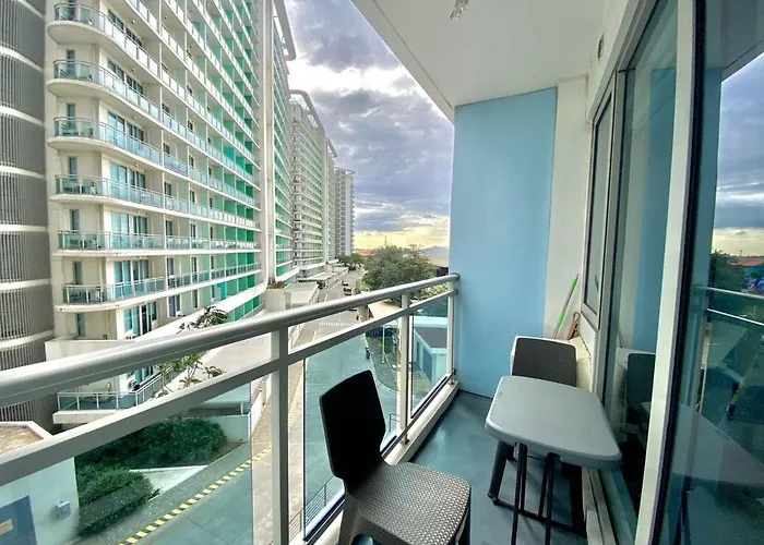 Relaxing 1br At Azure 4*